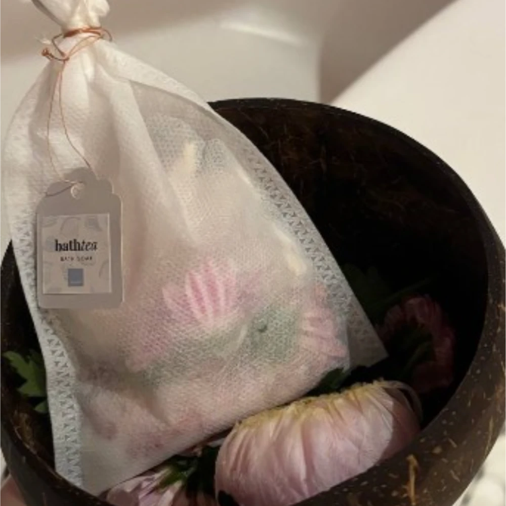 Herbal compress used for herbal ball massage
