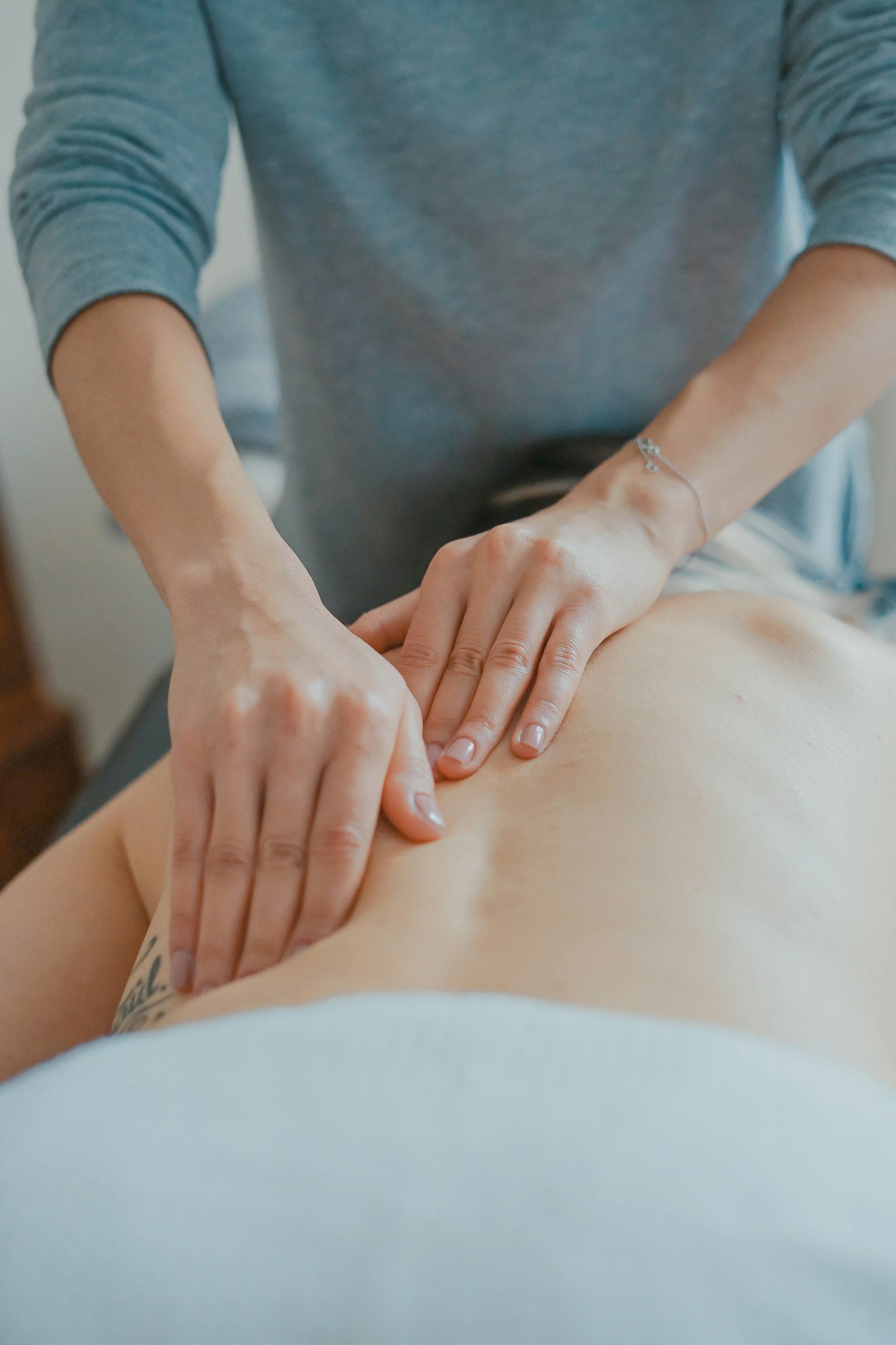 Oil-free dry massage
